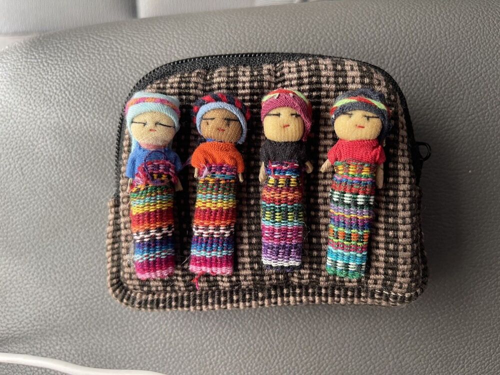 Embroidered Worry Doll Wallet Coin Purse Artisanal HandMade muñecas quitapenas